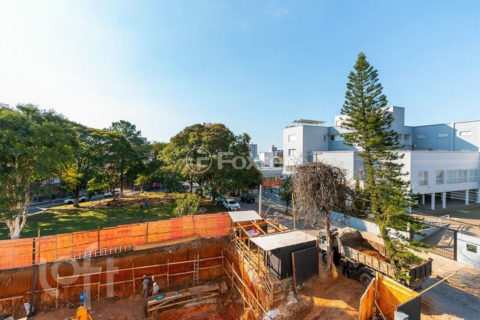 Image 17 - 896797