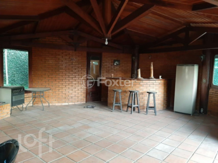 Image 33 - 896952