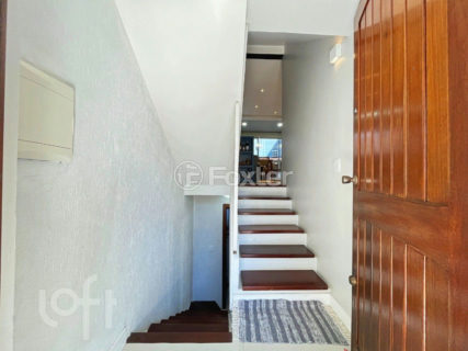Image 29 - 896981