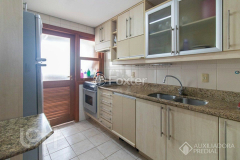 Image 39 - 896990