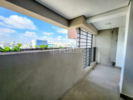 Image 11 - 897015