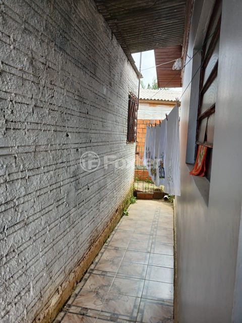 Image 17 - 897029