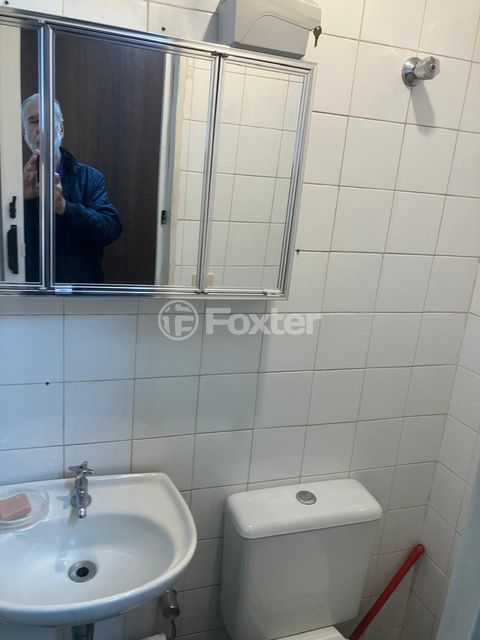 Image 8 - 897293