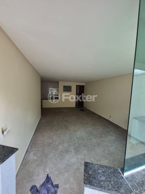 Image 11 - 897305