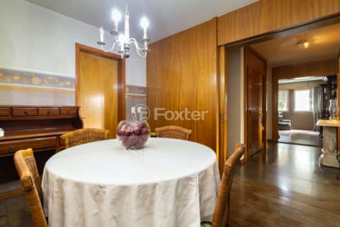 Image 7 - 897326