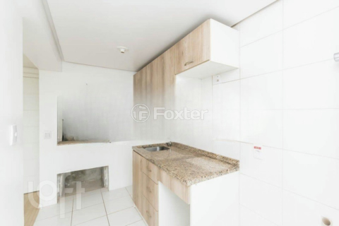 Image 4 - 897335