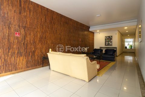 Image 32 - 897343