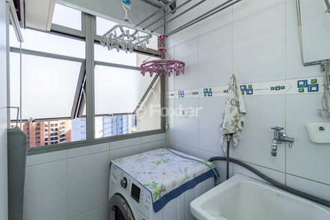 Image 9 - 897373