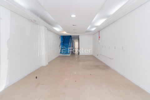 Image 7 - 897422