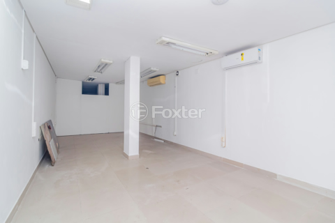 Image 8 - 897422