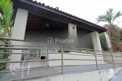 Image 7 - 897425