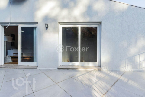 Image 63 - 897490