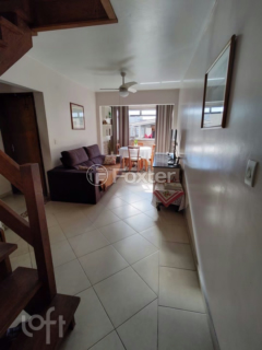Image 1 - 897536