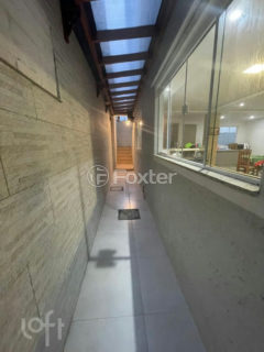 Image 9 - 897602