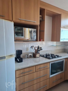 Image 8 - 897635