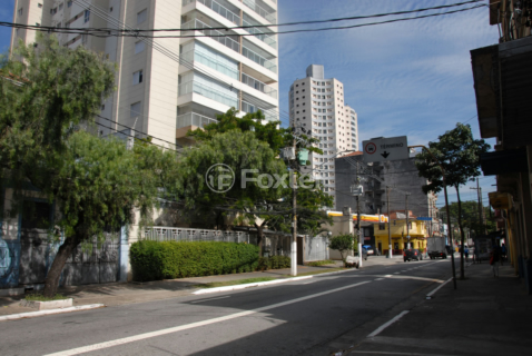 Image 14 - 897657