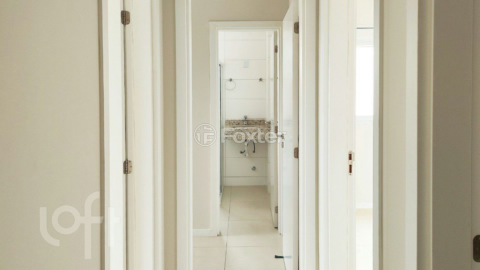 Image 5 - 897668