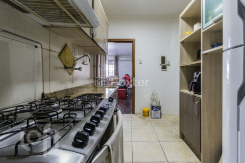 Image 3 - 897678