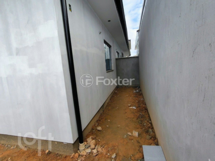 Image 32 - 897792