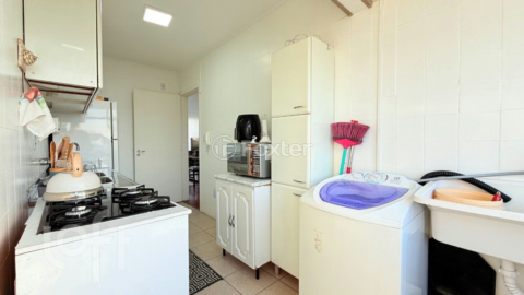 Image 7 - 897793