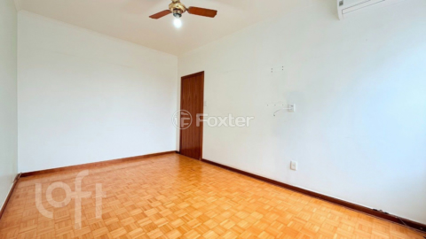 Image 9 - 897837