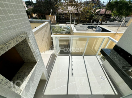 Image 6 - 897843