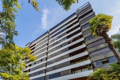 Image 35 - 897855