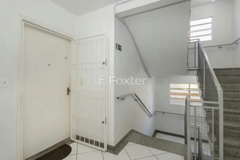 Image 7 - 897954