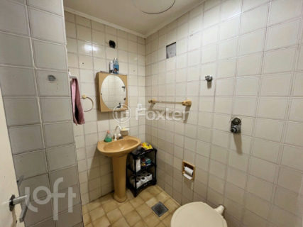 Image 3 - 897977