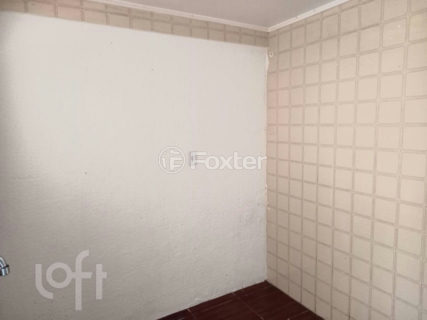 Image 19 - 897977