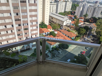 Image 2 - 898223