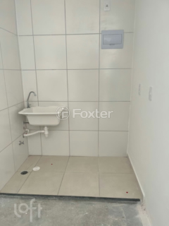Image 4 - 898242