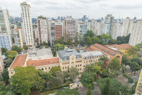 Image 11 - 898247