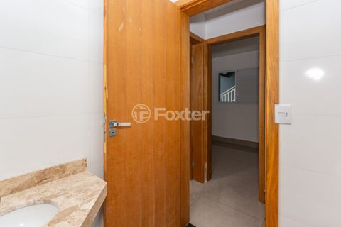 Image 8 - 898293