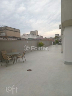 Image 21 - 898326