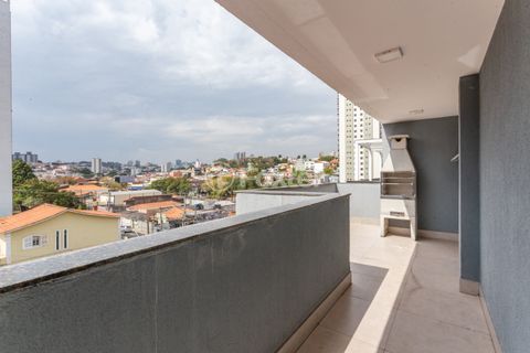 Image 7 - 898342