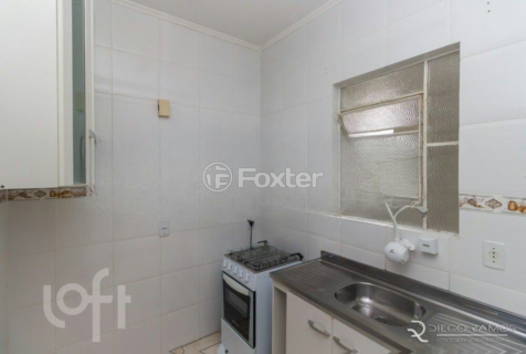 Image 3 - 898357