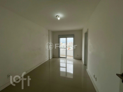 Image 7 - 898425