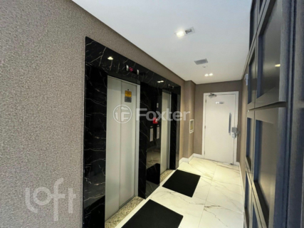 Image 10 - 898425