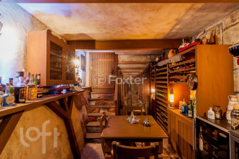 Image 65 - 898437