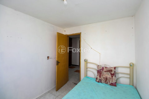 Image 7 - 898460