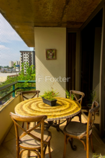 Image 9 - 898498