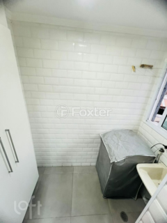 Image 7 - 898517