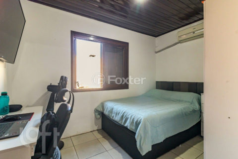 Image 9 - 898542