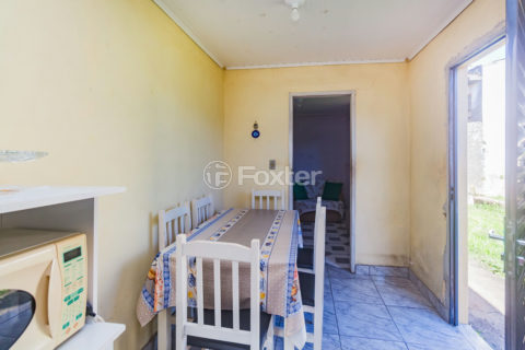 Image 22 - 898550