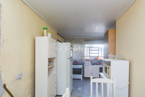 Image 21 - 898550
