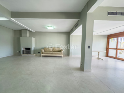 Image 6 - 898554