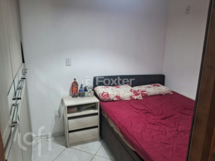 Image 1 - 898667