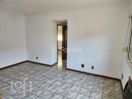 Image 3 - 898705
