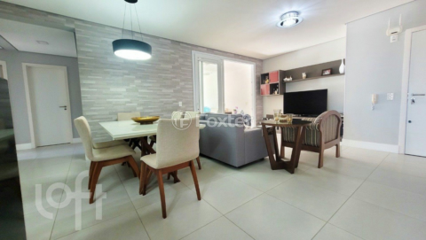 Image 9 - 898725